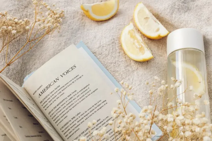 giving up coffee - drinking lemon water