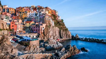 Northern and Central Italy road trip itinerary - 1 to 8 week itineraries - Umbria, Tuscany, Rome, Lazio, Veneto, Lombardy and the Lakes, Emilia-Romagna, Liguria - Manarolla, Cinque Terre