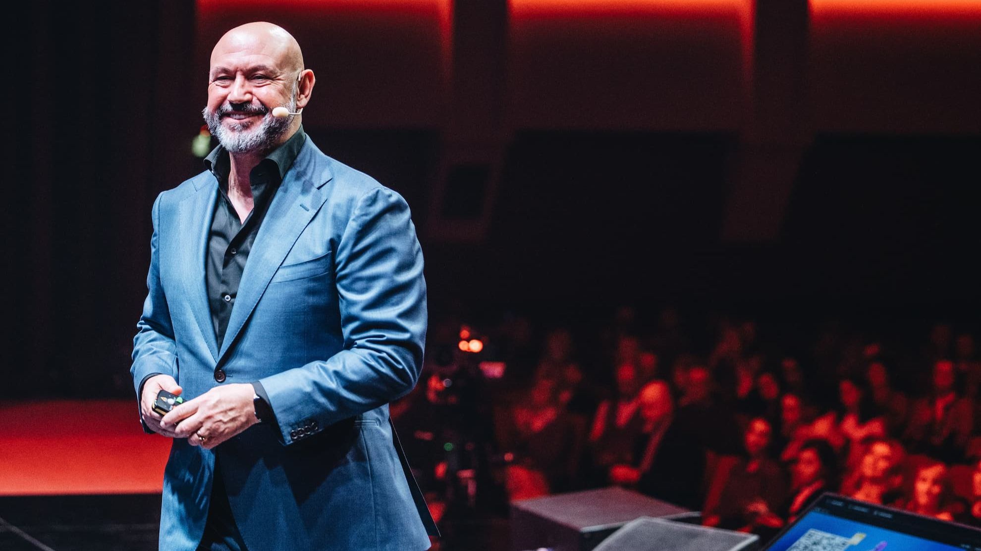 Motivational Speaker Andrew Bryant London Lisbon Dubai